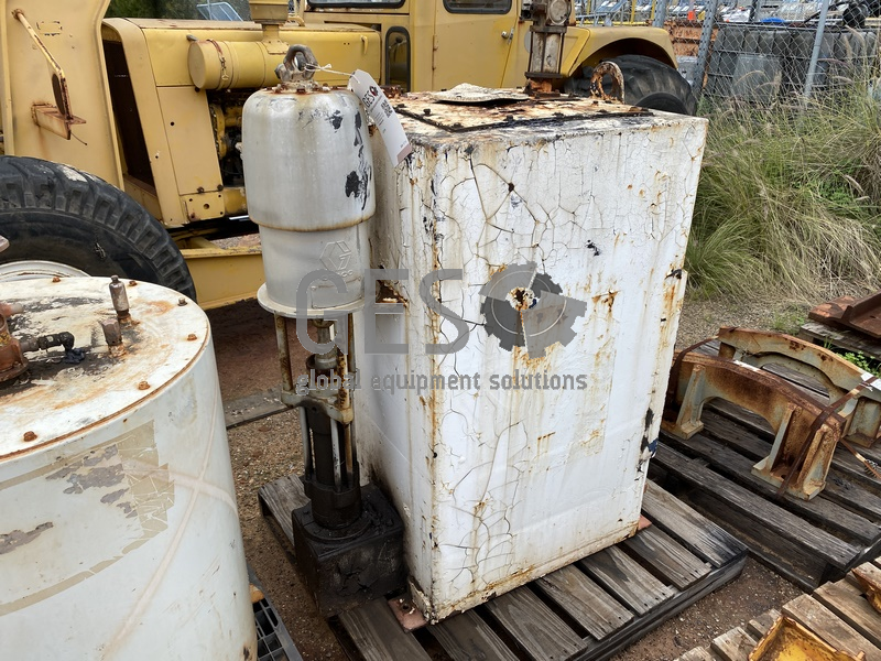 Custom Grease Tank Approx. 1 KL with Graco Pump image 1